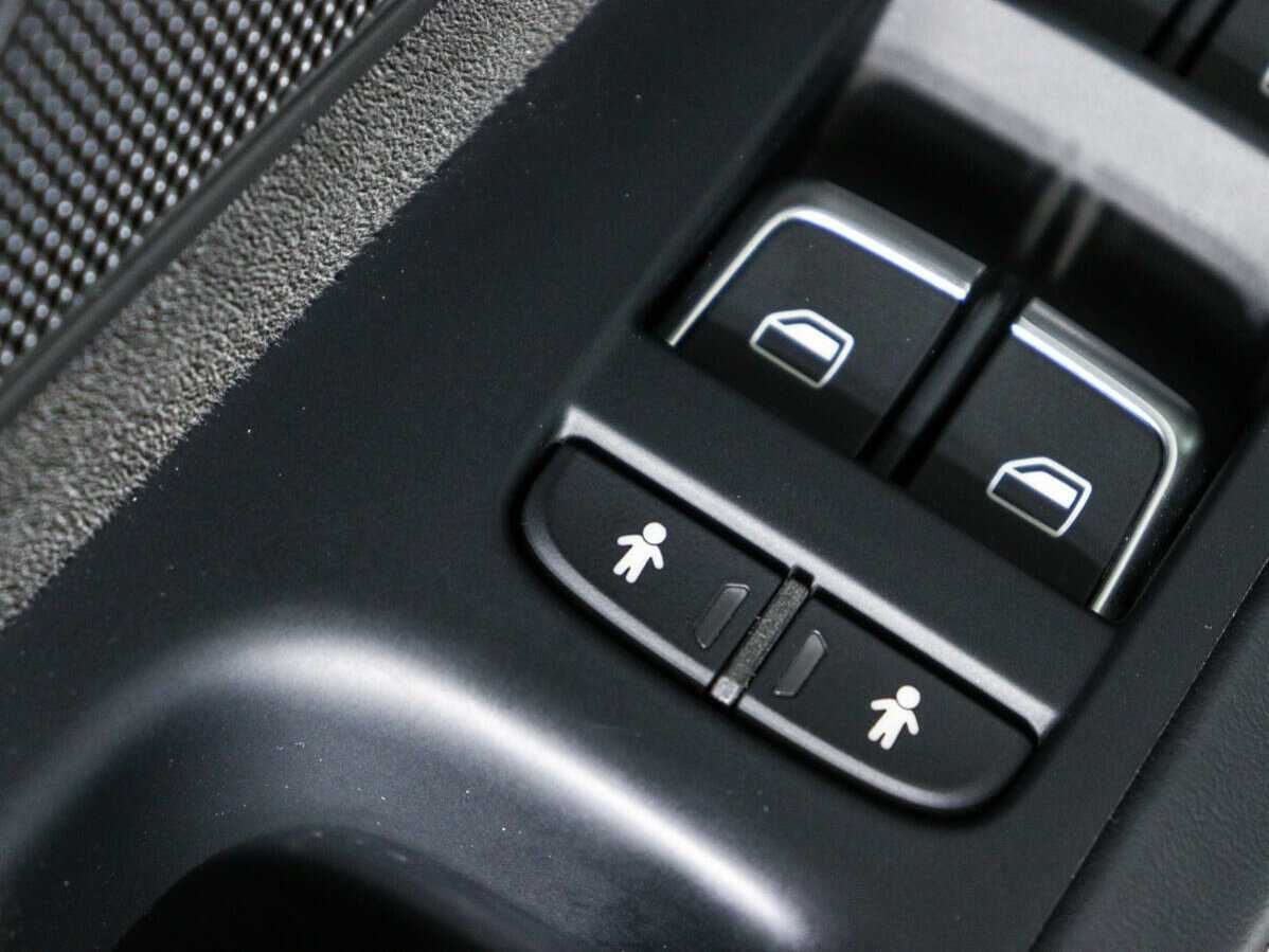 Audi A8 с пробегом — 2015 год. Фото: #15