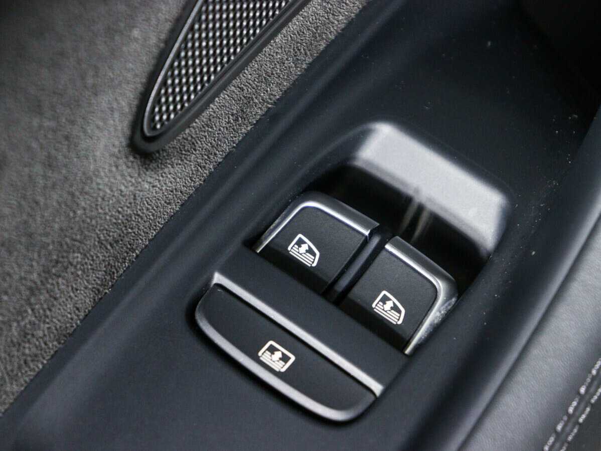 Audi A8 с пробегом — 2015 год. Фото: #16