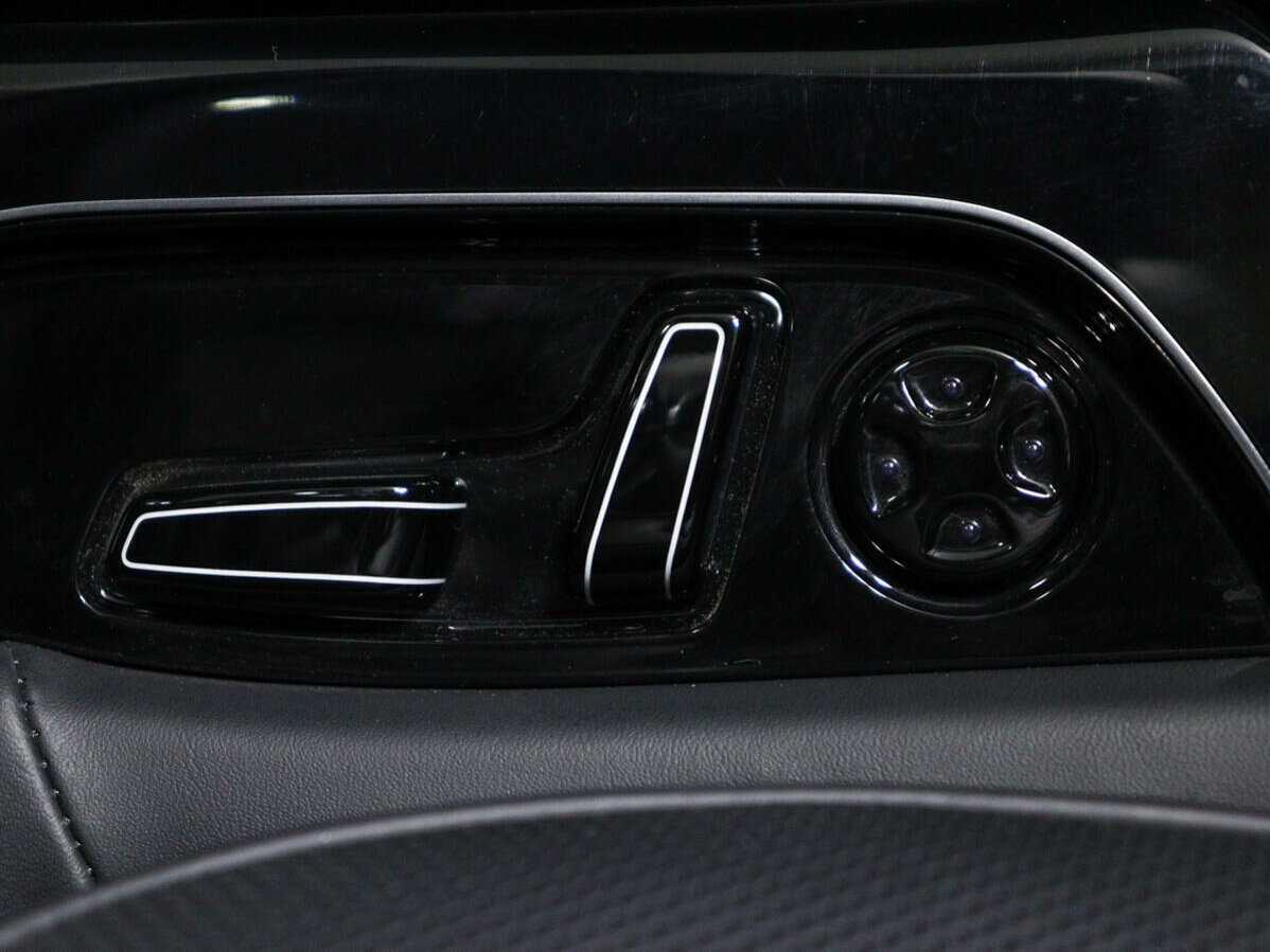 Audi A8 с пробегом — 2015 год. Фото: #19