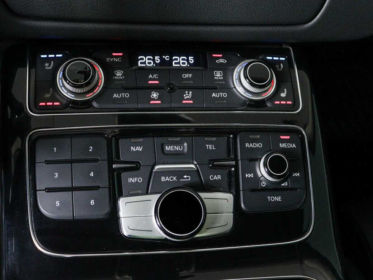 Audi A8 с пробегом — 2015 год. Фото: #21