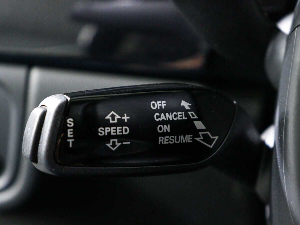 Audi A8 с пробегом — 2015 год. Фото: #25