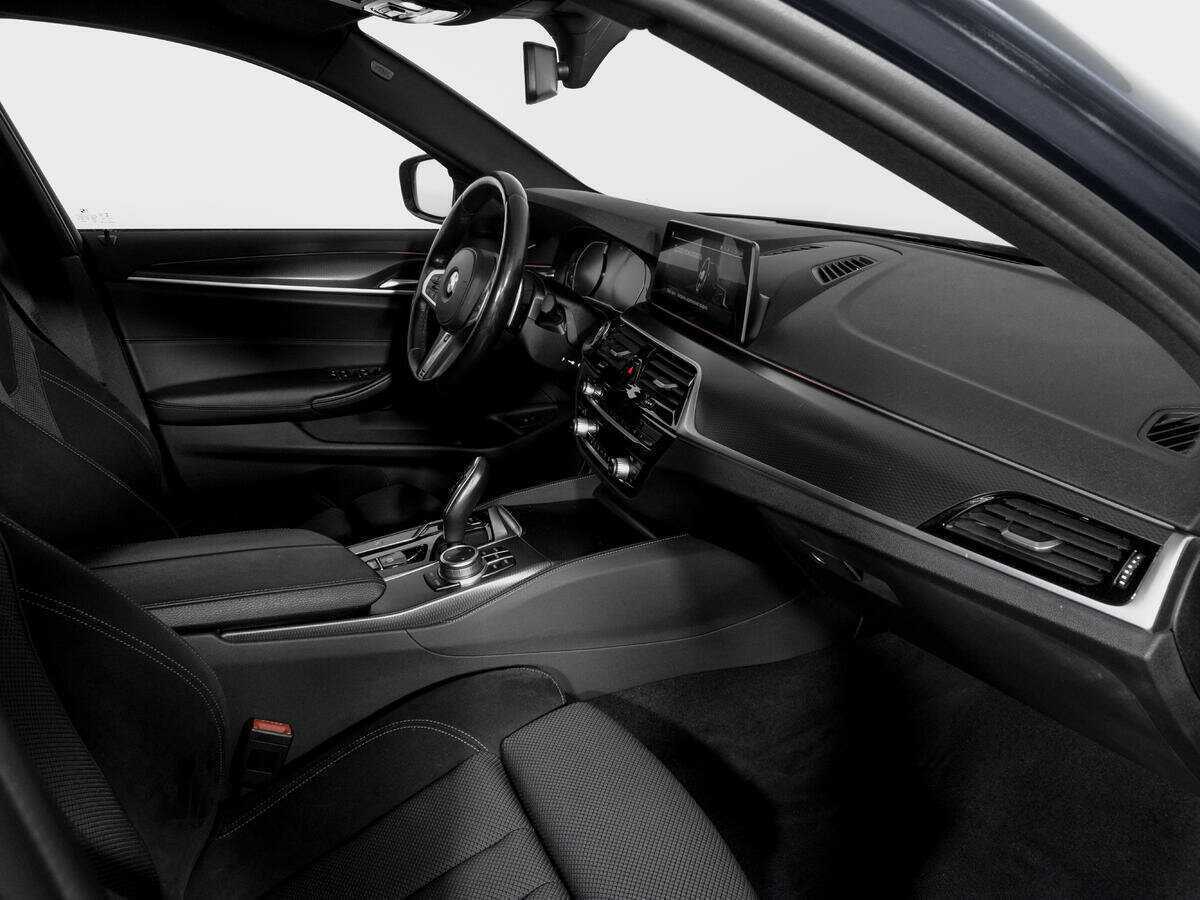 BMW 5 серии с пробегом — 2020 год. Фото: #8