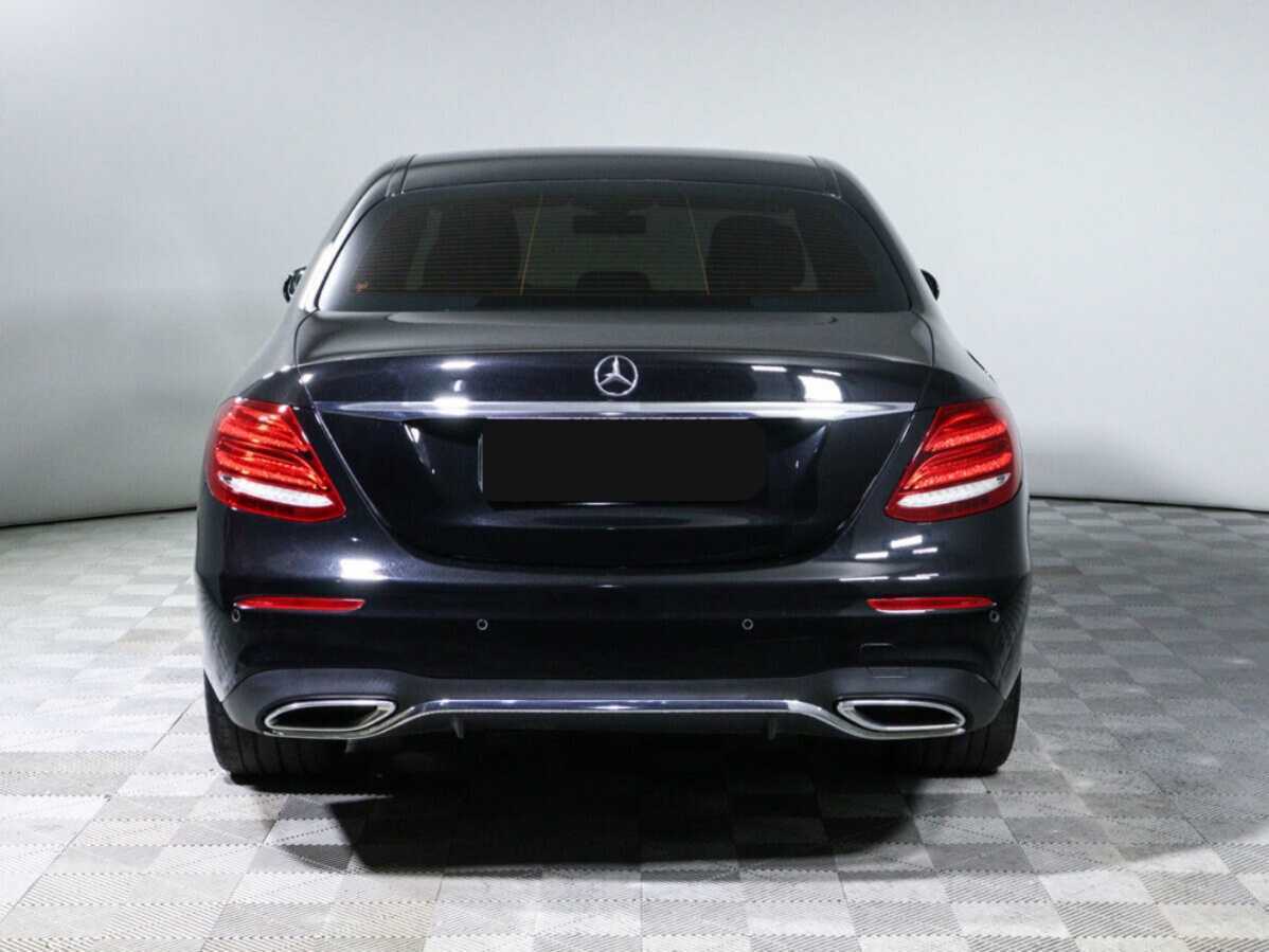 Mercedes-Benz E-Класс с пробегом — 2018 год. Фото: #4