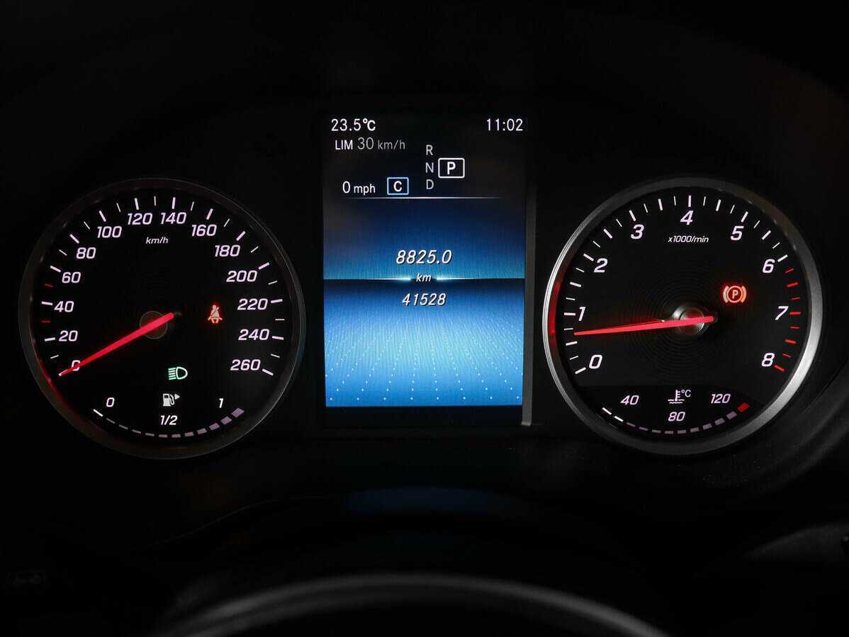 Mercedes-Benz GLC с пробегом — 2021 год. Фото: #9