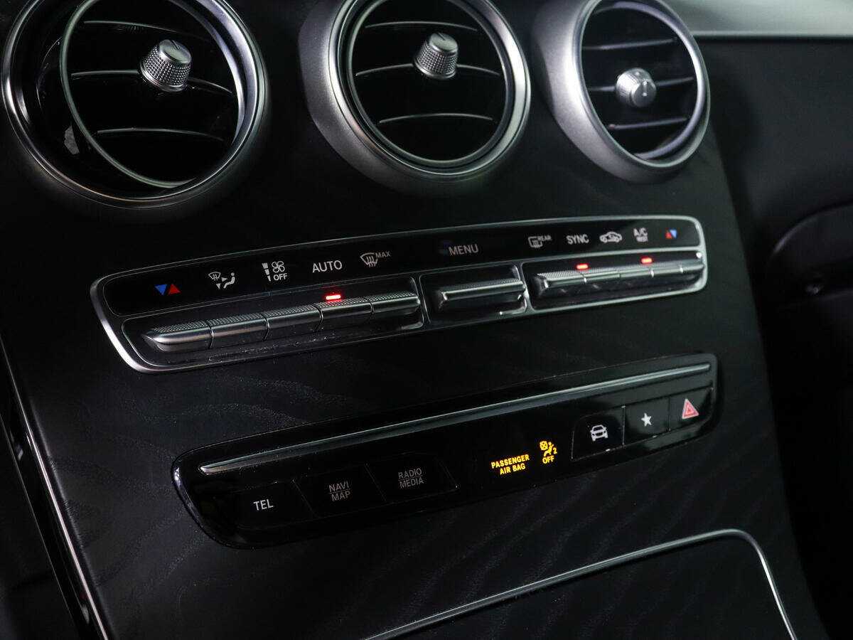 Mercedes-Benz GLC с пробегом — 2021 год. Фото: #19