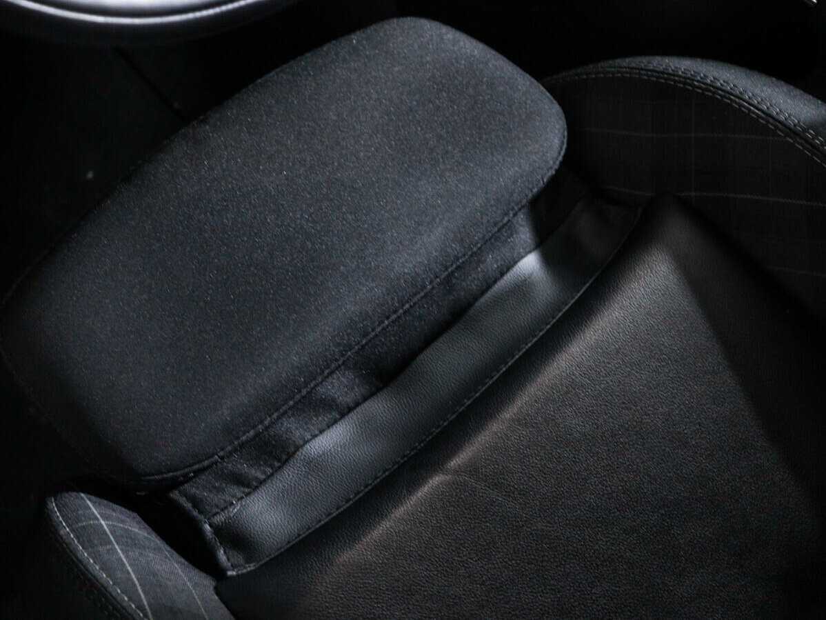 Mini Hatch с пробегом — 2018 год. Фото: #14