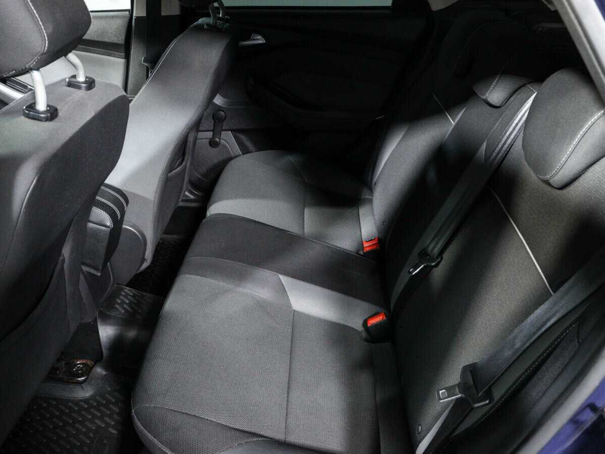 Ford Focus с пробегом — 2012 год. Фото: #7