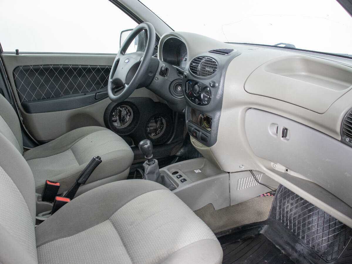 Lada (ВАЗ) Kalina с пробегом — 2011 год. Фото: #8