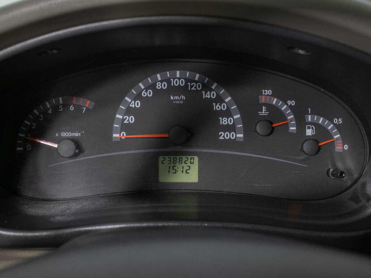 Lada (ВАЗ) Kalina с пробегом — 2011 год. Фото: #11