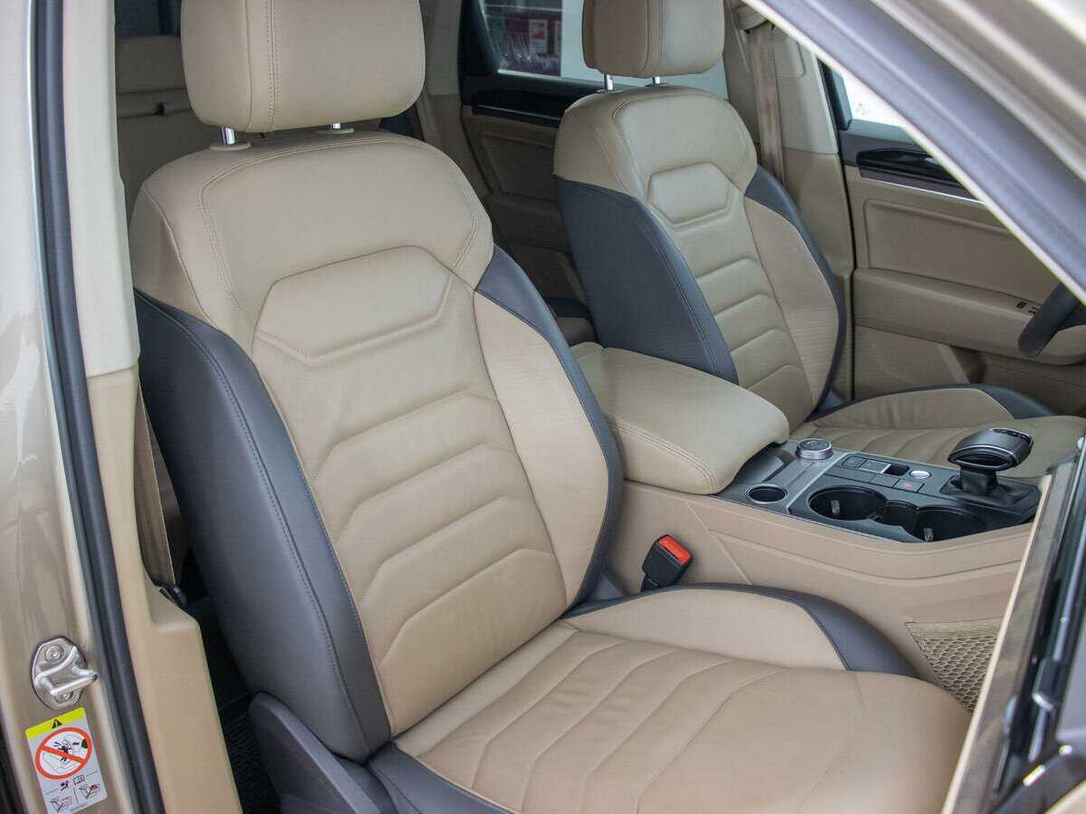 Volkswagen Touareg с пробегом — 2018 год. Фото: #9