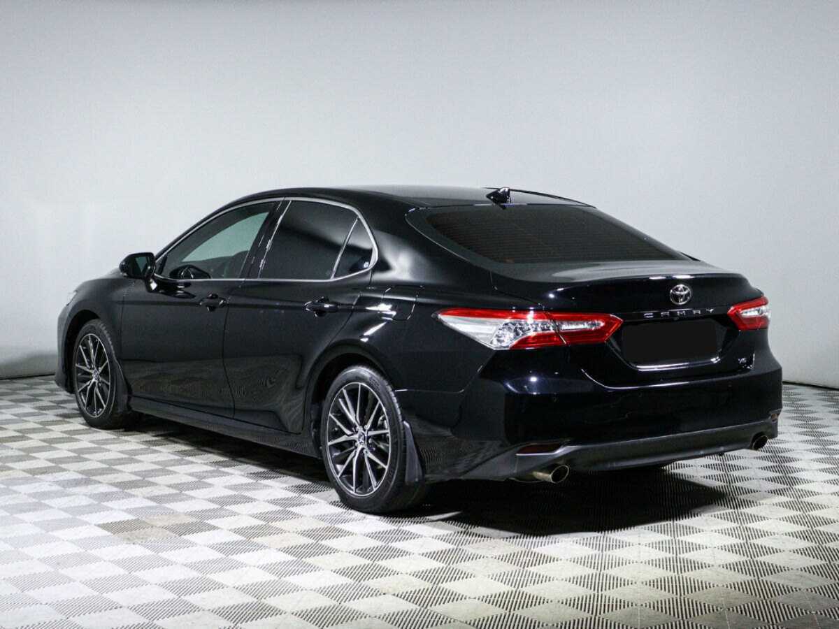 Toyota Camry с пробегом — 2021 год. Фото: #5