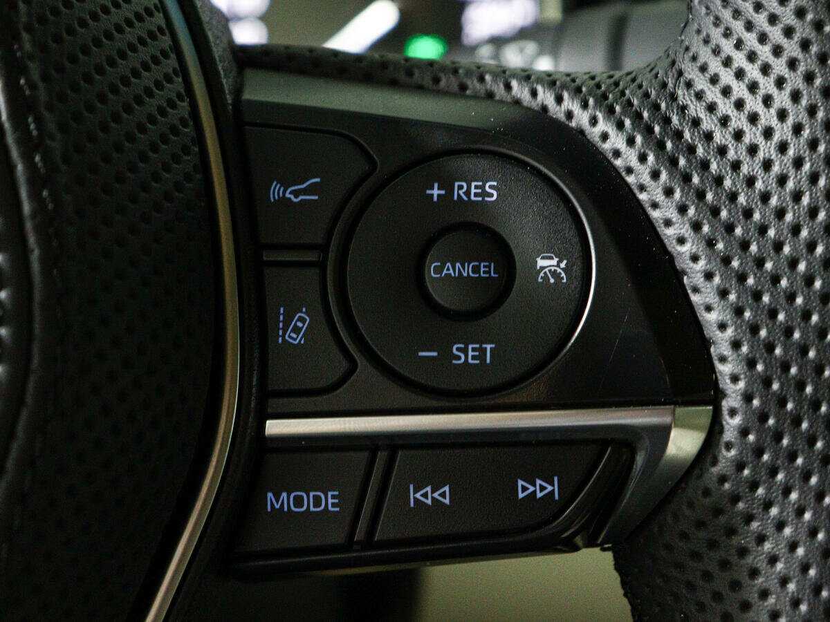 Toyota Camry с пробегом — 2021 год. Фото: #22