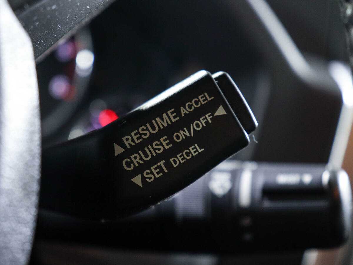 Jeep Cherokee с пробегом — 2010 год. Фото: #14