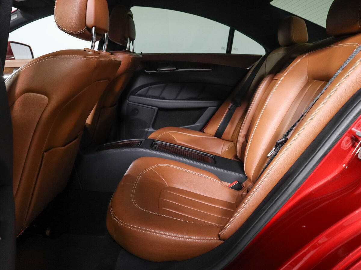 Mercedes-Benz CLS с пробегом — 2014 год. Фото: #8