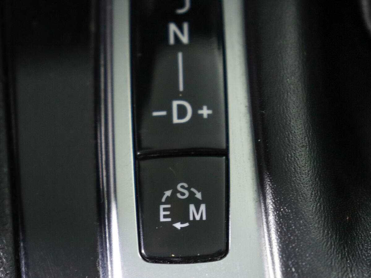 Mercedes-Benz C-Класс с пробегом — 2012 год. Фото: #12