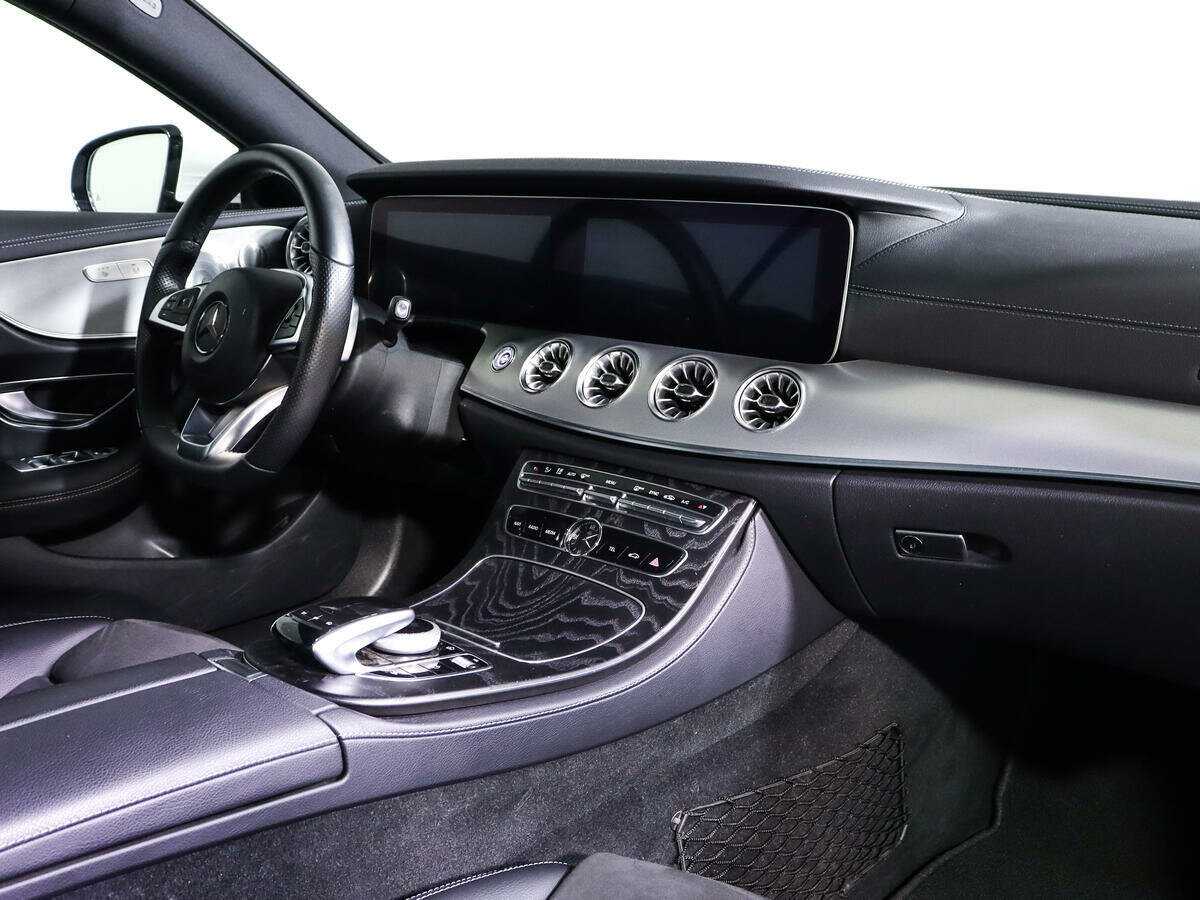 Mercedes-Benz E-Класс с пробегом — 2018 год. Фото: #6