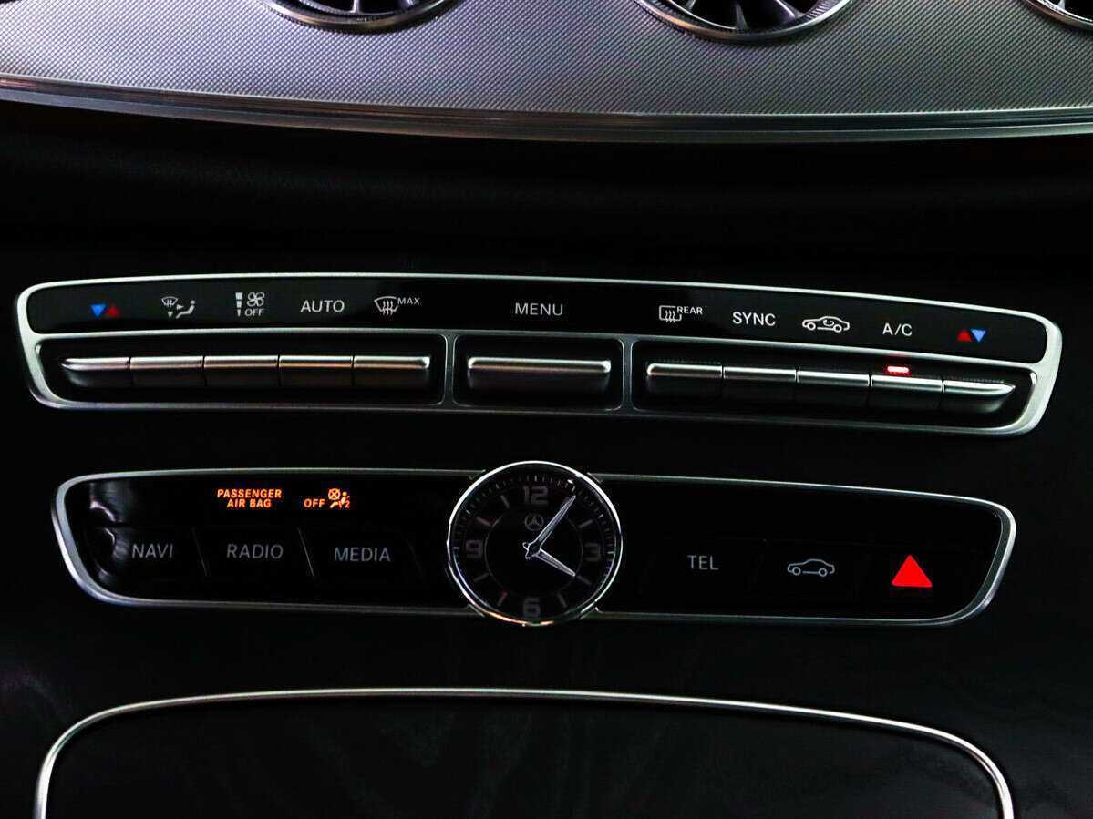 Mercedes-Benz E-Класс с пробегом — 2018 год. Фото: #15