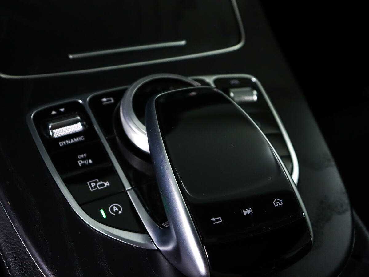 Mercedes-Benz E-Класс с пробегом — 2018 год. Фото: #16