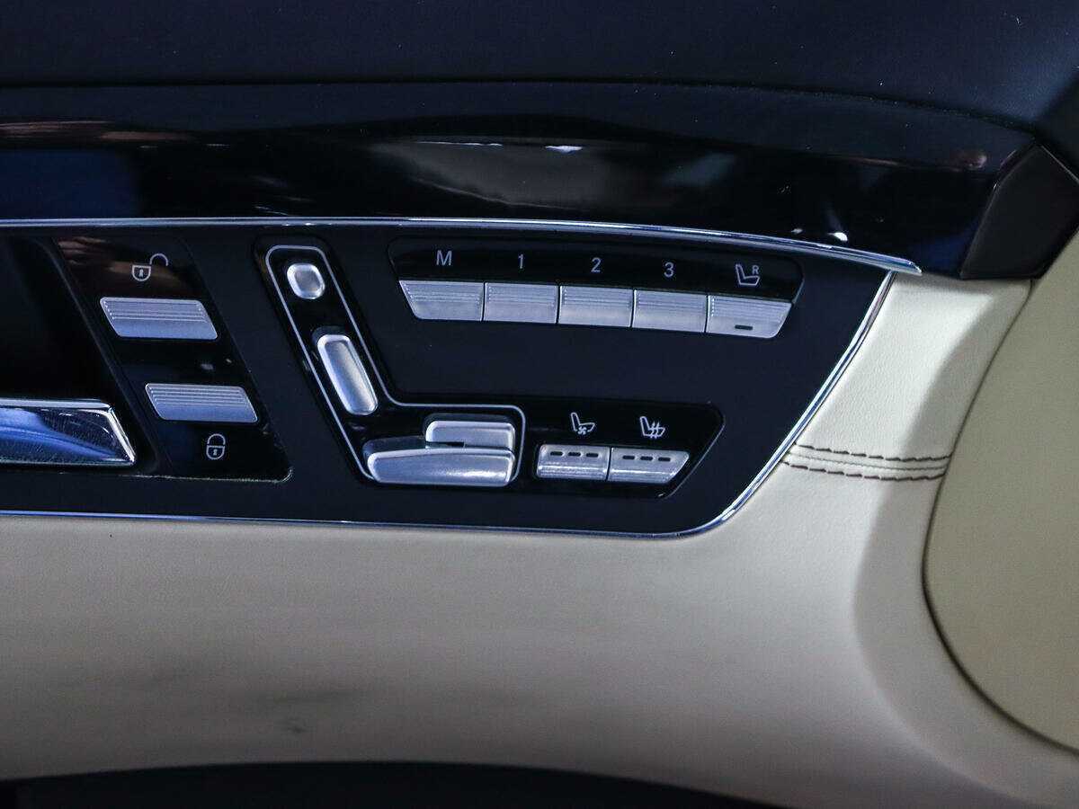 Mercedes-Benz S-Класс с пробегом — 2011 год. Фото: #17