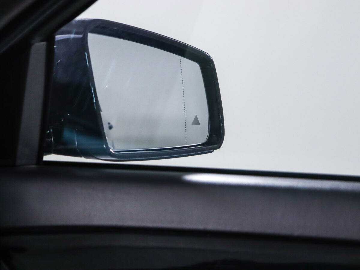 Mercedes-Benz S-Класс с пробегом — 2011 год. Фото: #27