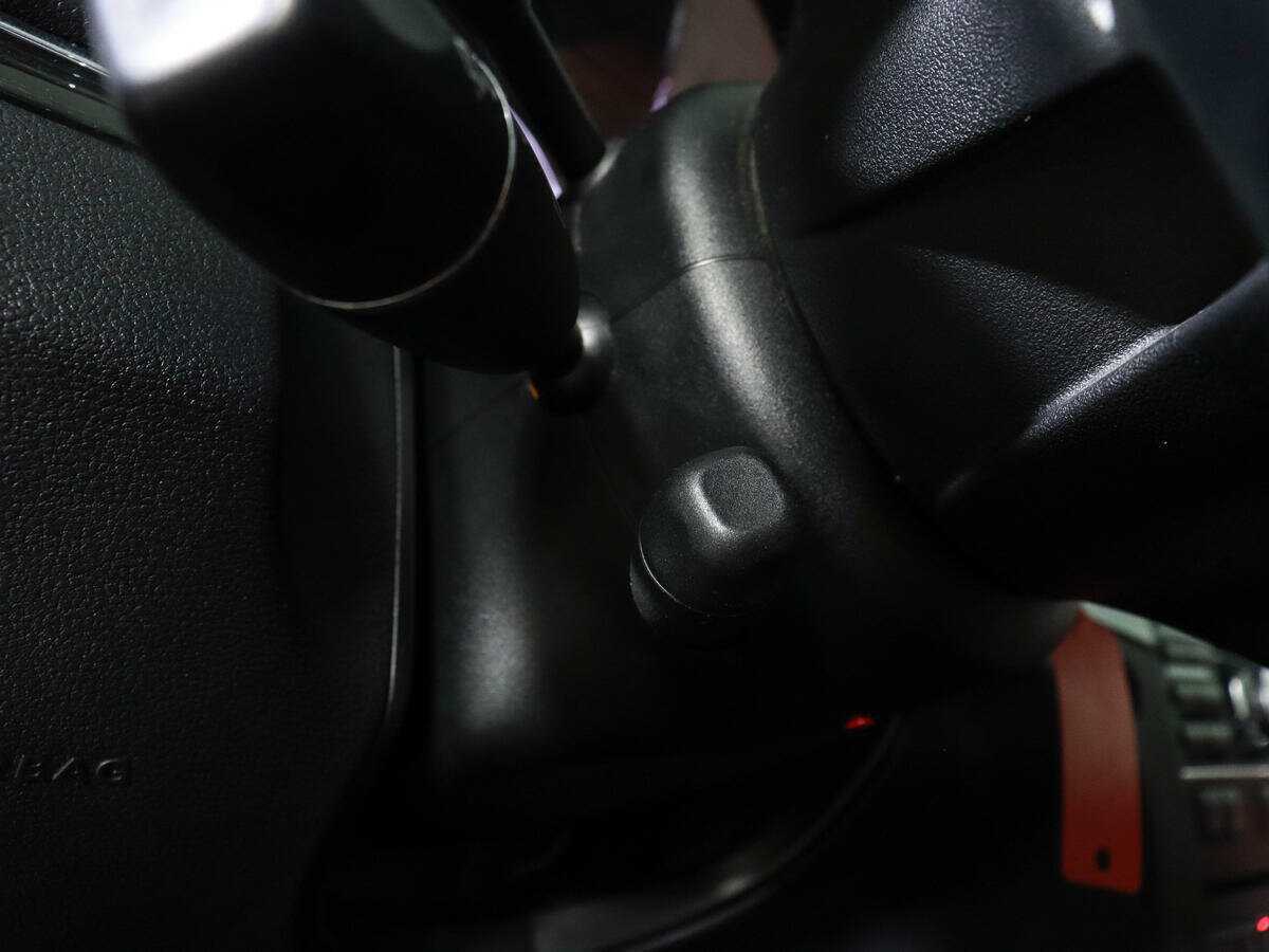 Mercedes-Benz E-Класс с пробегом — 2011 год. Фото: #19