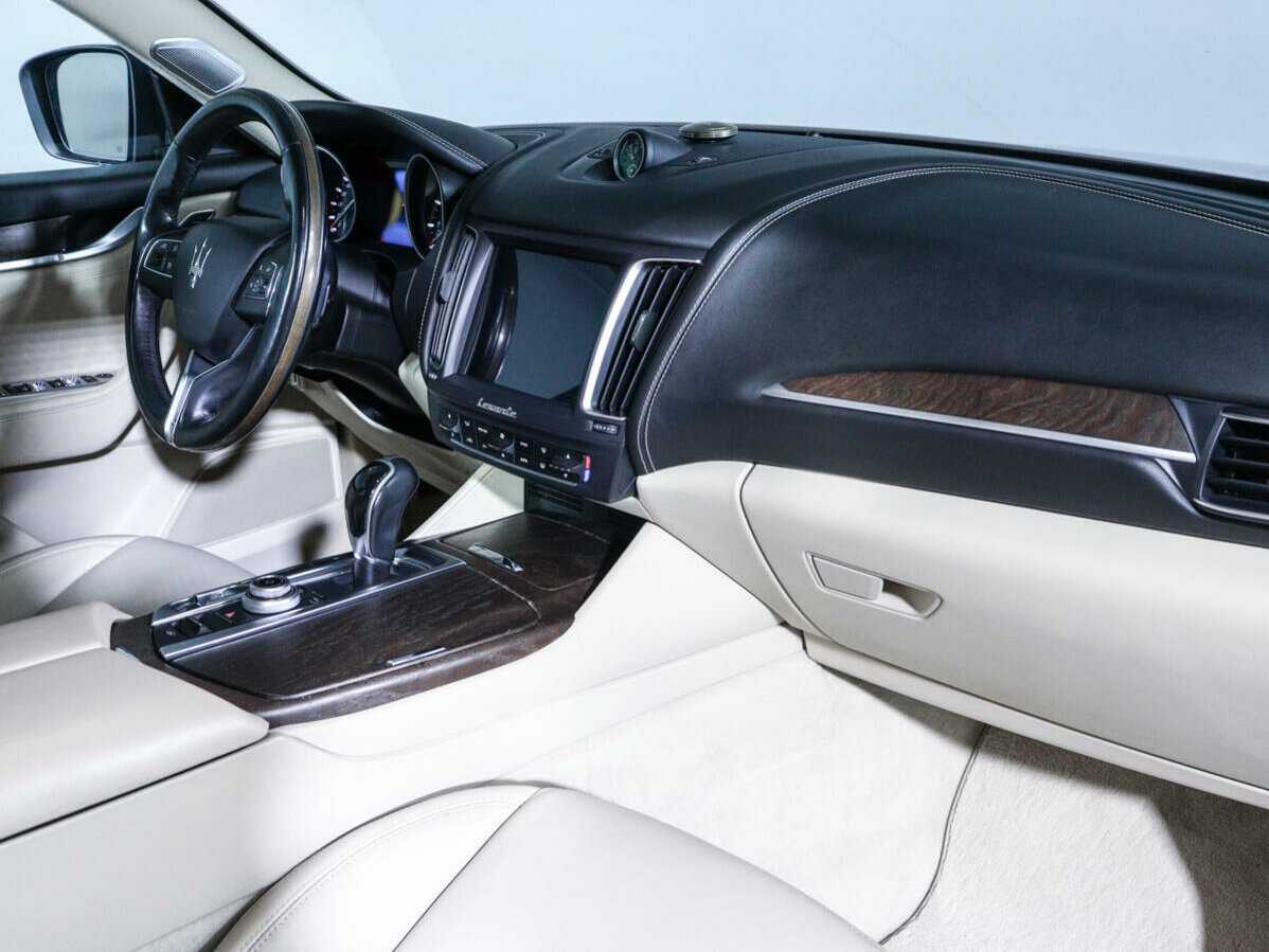 Maserati Levante с пробегом — 2016 год. Фото: #8