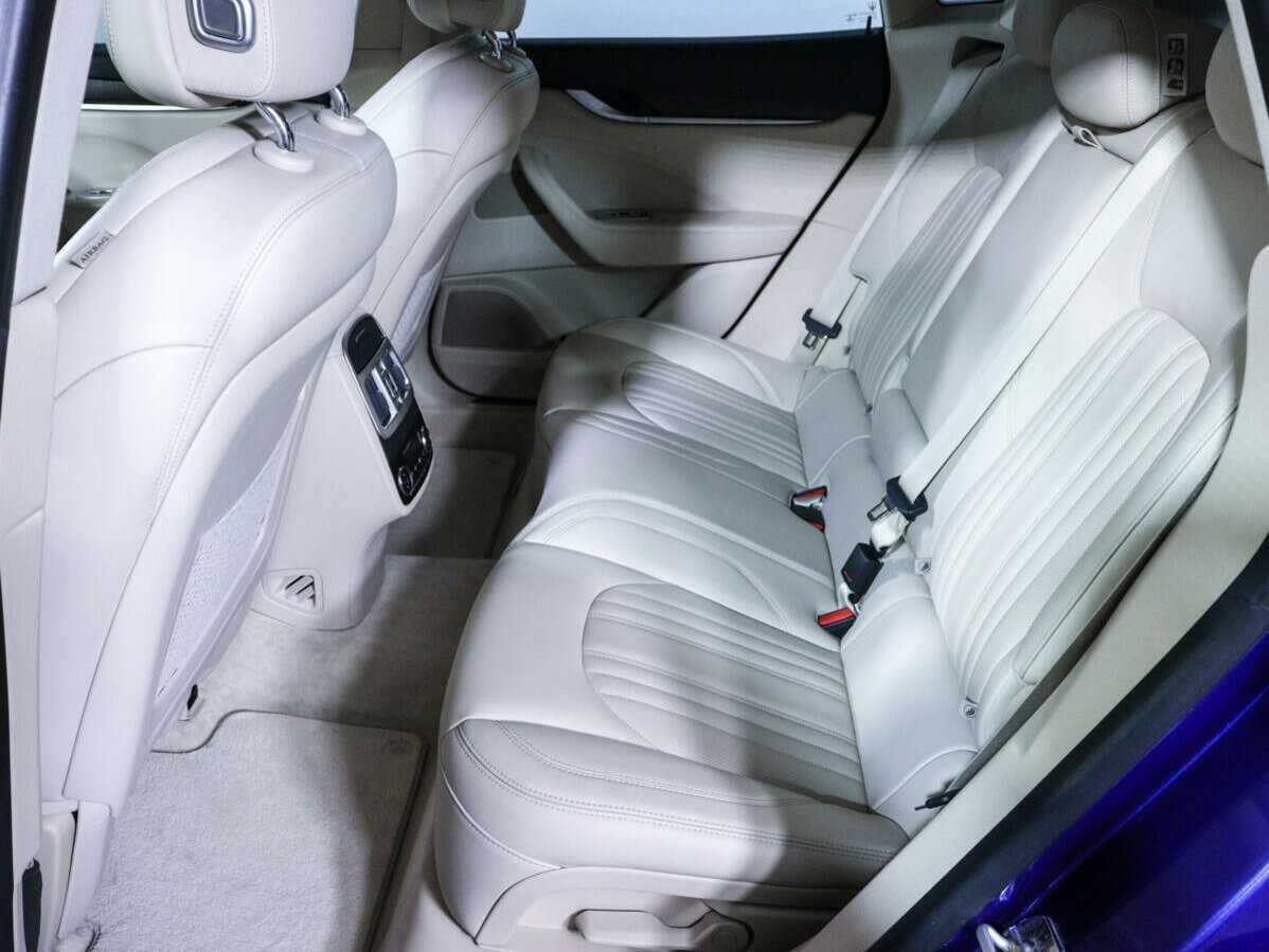 Maserati Levante с пробегом — 2016 год. Фото: #9