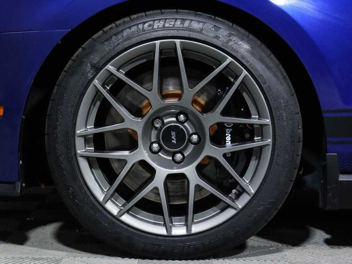 Ford Mustang с пробегом — 2011 год. Фото: #13