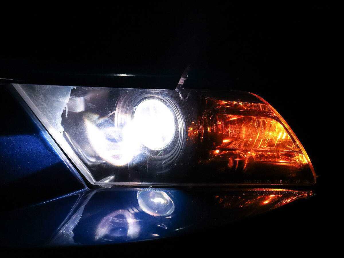 Ford Mustang с пробегом — 2011 год. Фото: #14