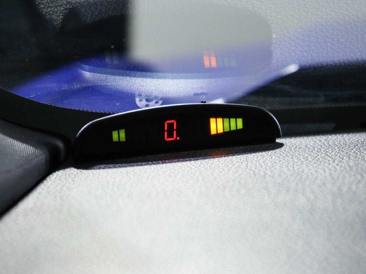 Ford Mustang с пробегом — 2011 год. Фото: #18