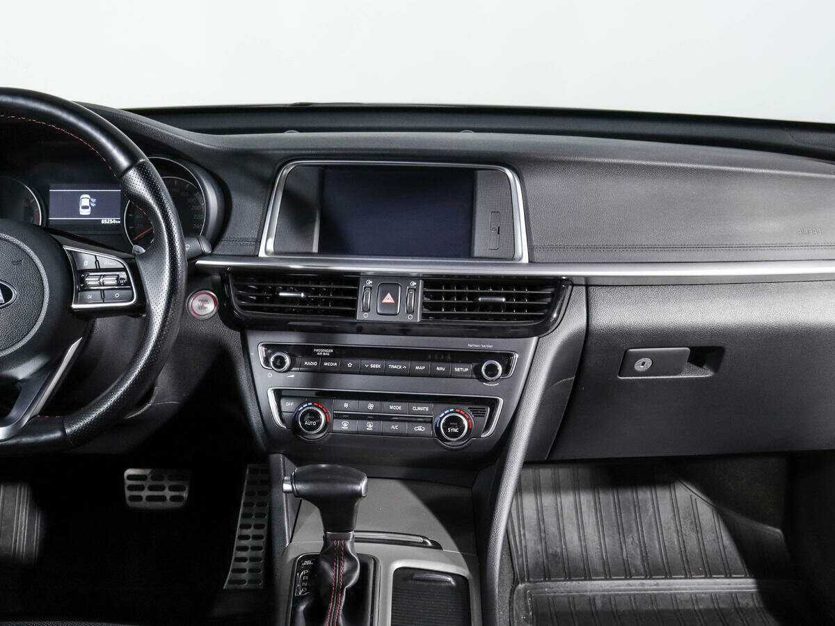 Kia Optima с пробегом — 2018 год. Фото: #12