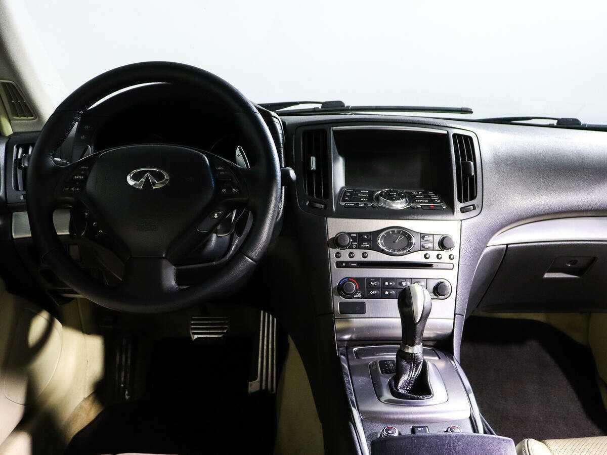 Infiniti G с пробегом — 2010 год. Фото: #9