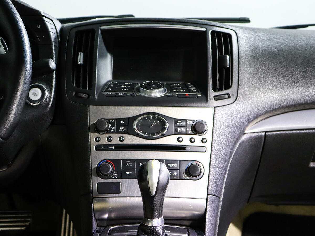 Infiniti G с пробегом — 2010 год. Фото: #10