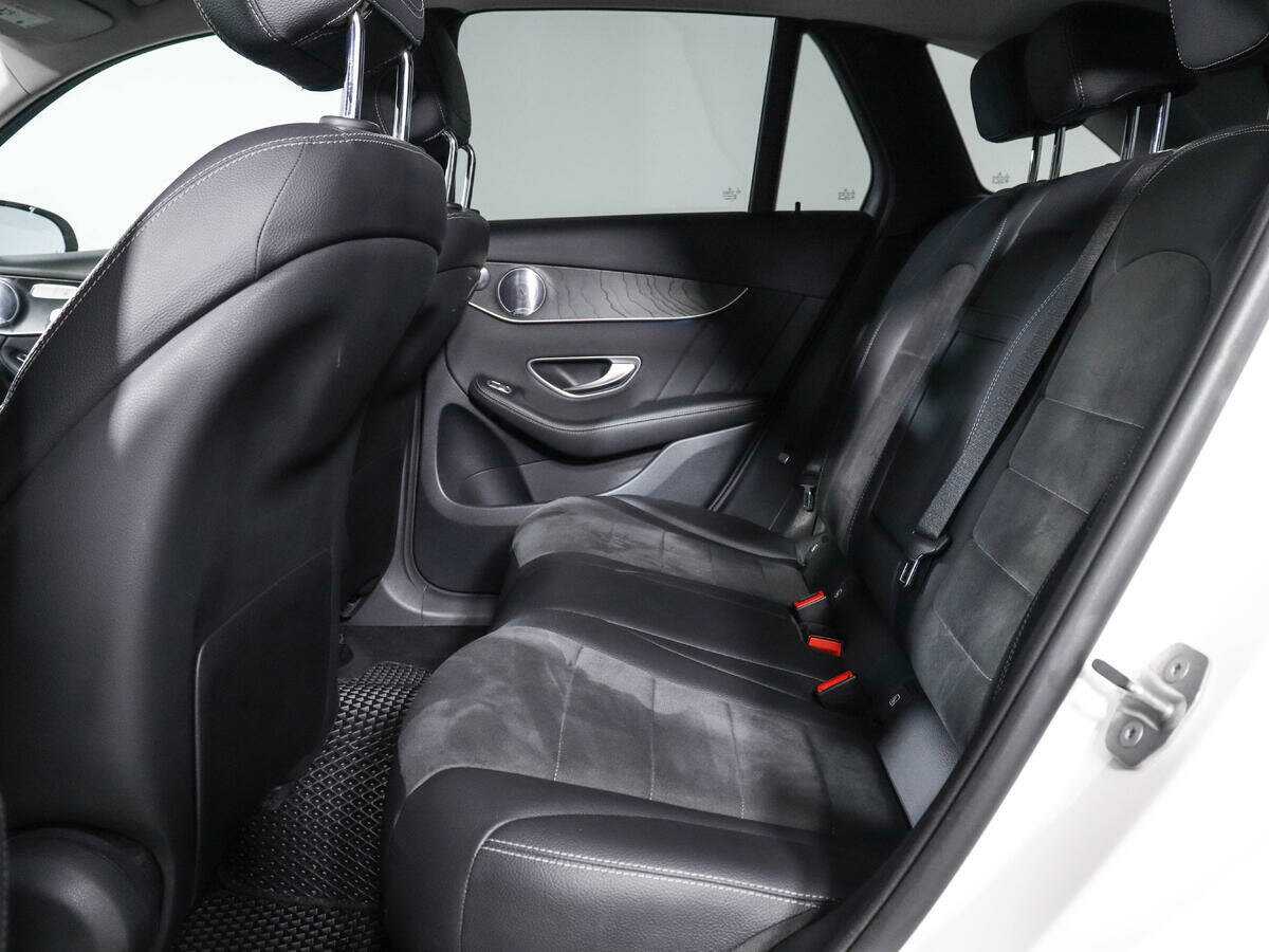 Mercedes-Benz GLC с пробегом — 2017 год. Фото: #9