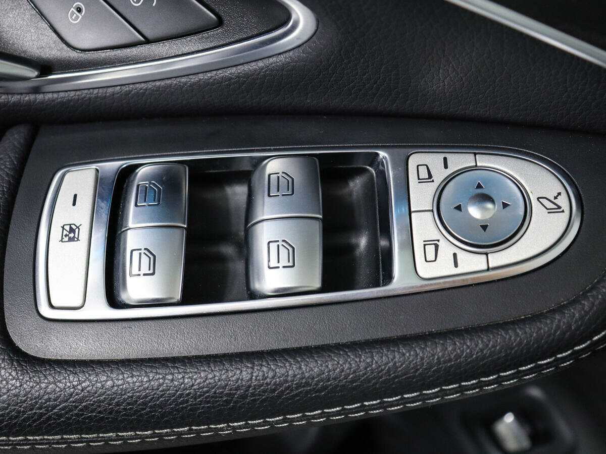 Mercedes-Benz GLC с пробегом — 2017 год. Фото: #16