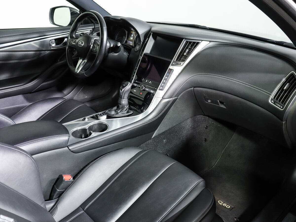 Infiniti Q60 с пробегом — 2016 год. Фото: #7