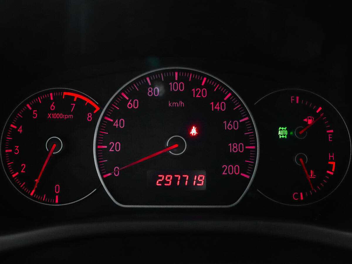 Suzuki SX4 с пробегом — 2007 год. Фото: #10