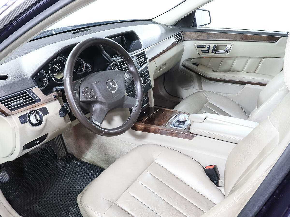 Mercedes-Benz E-Класс с пробегом — 2011 год. Фото: #11