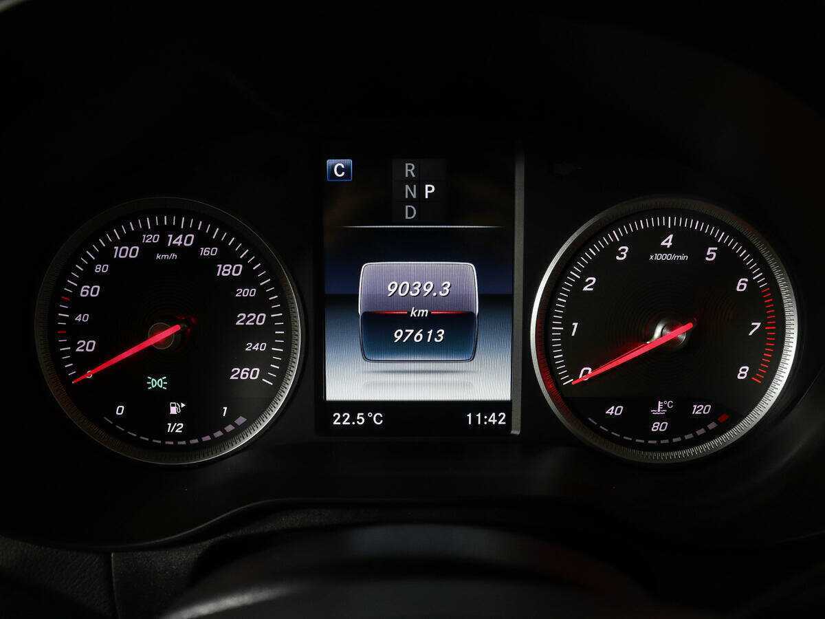 Mercedes-Benz GLC Coupe с пробегом — 2018 год. Фото: #9