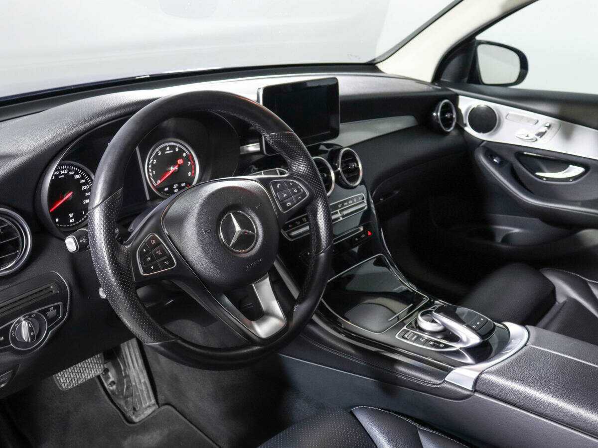 Mercedes-Benz GLC Coupe с пробегом — 2018 год. Фото: #12