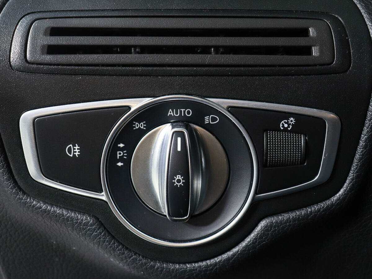 Mercedes-Benz GLC Coupe с пробегом — 2018 год. Фото: #16