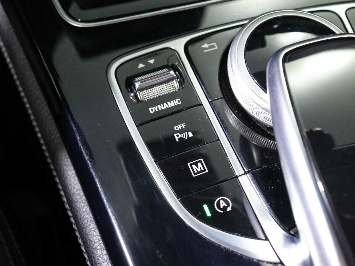 Mercedes-Benz GLC Coupe с пробегом — 2018 год. Фото: #18