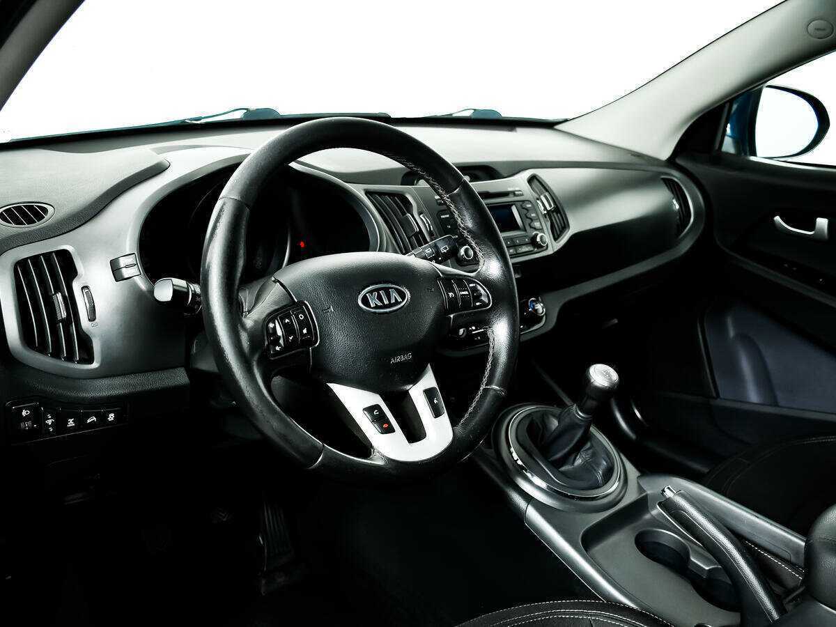 Kia Sportage с пробегом — 2011 год. Фото: #12