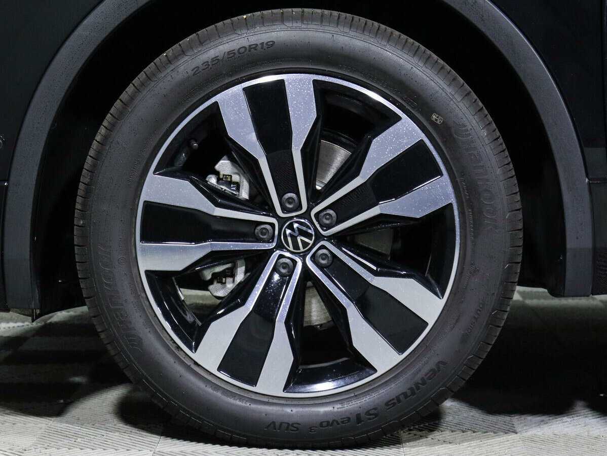 Volkswagen Tiguan с пробегом — 2023 год. Фото: #13