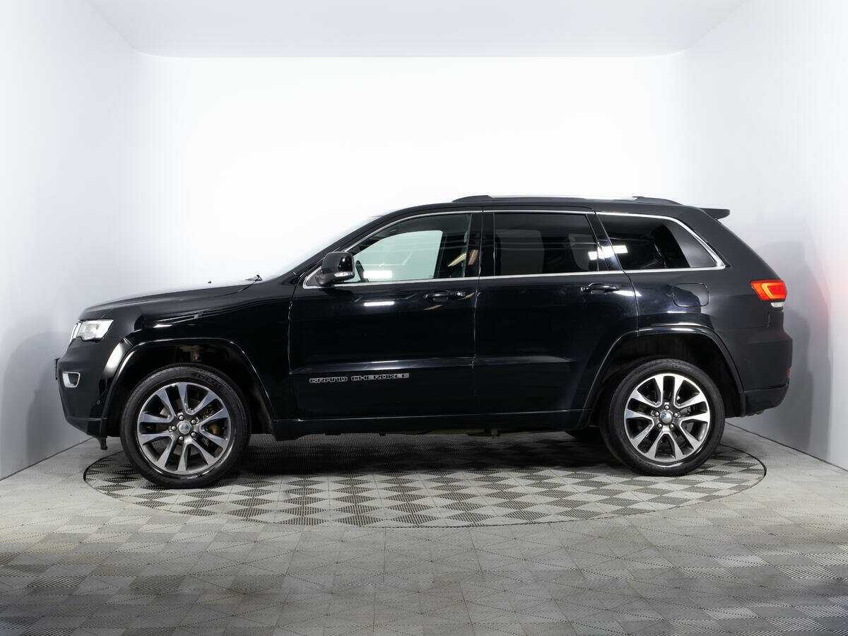 Jeep Grand Cherokee с пробегом — 2018 год. Фото: #7