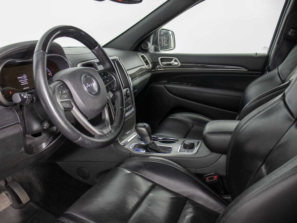 Jeep Grand Cherokee с пробегом — 2018 год. Фото: #10
