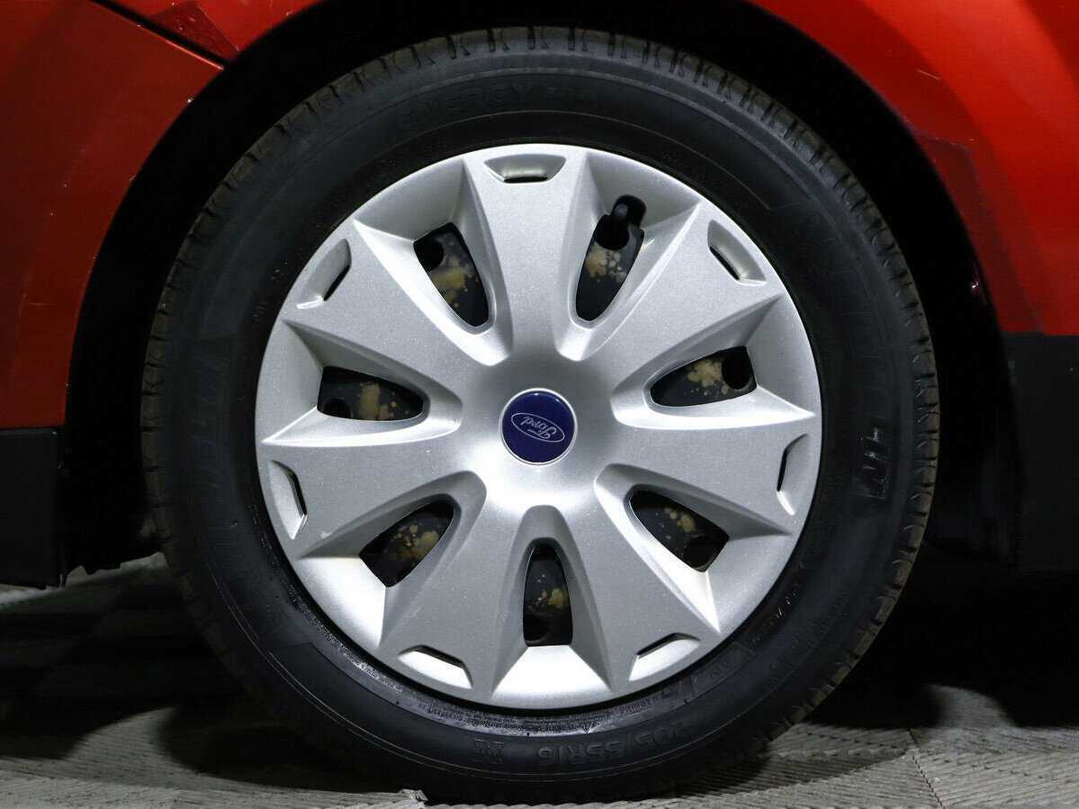 Ford Focus с пробегом — 2006 год. Фото: #14