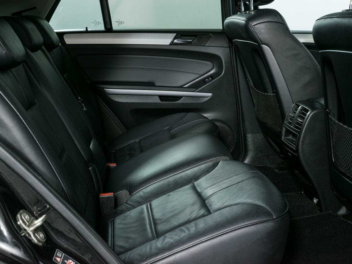 Mercedes-Benz M-Класс с пробегом — 2009 год. Фото: #11