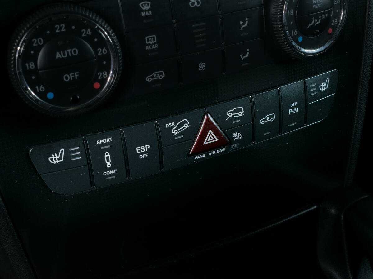 Mercedes-Benz M-Класс с пробегом — 2009 год. Фото: #17