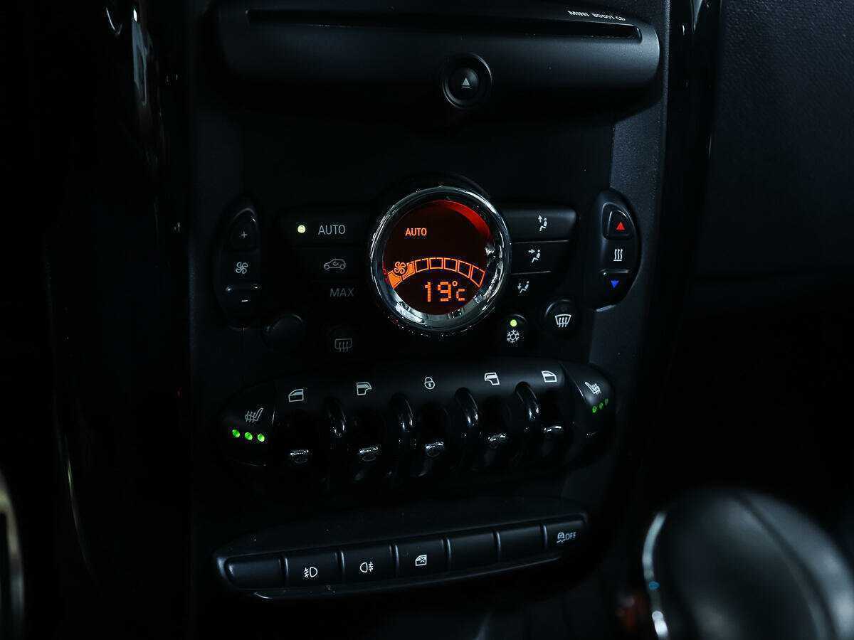 Mini Countryman с пробегом — 2011 год. Фото: #16